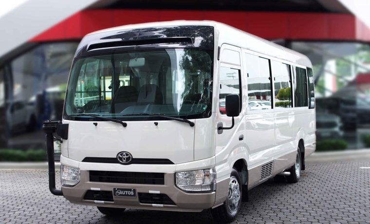 AUTOBUS DE 30 PASAJERO